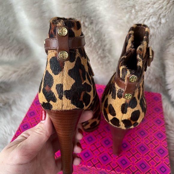 TORY BURCH Priscilla Boots - Picture 8 of 8